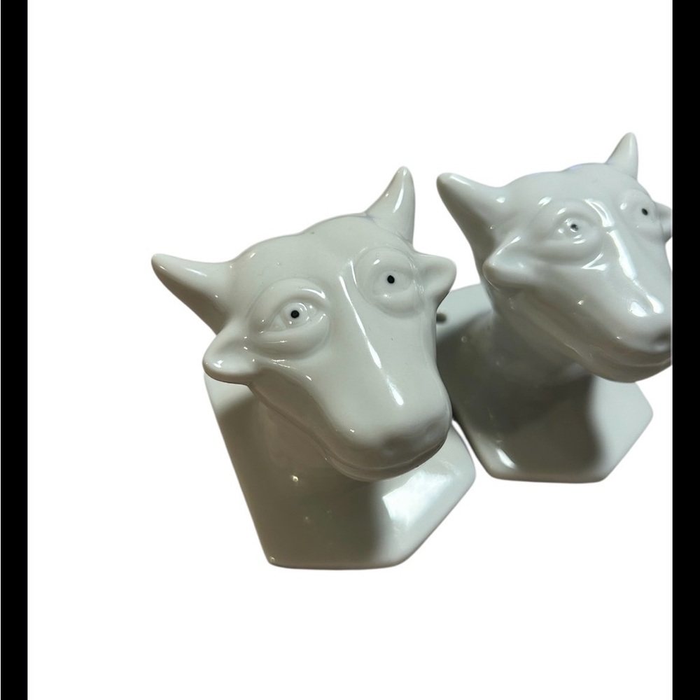 Set Of 2 Vintage 1982 Ceramic Cow Bull Hooks Farmhouse Made In Taiwan - Picture 3 of 5